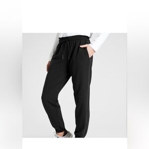 Metropolis Jogger Athleta